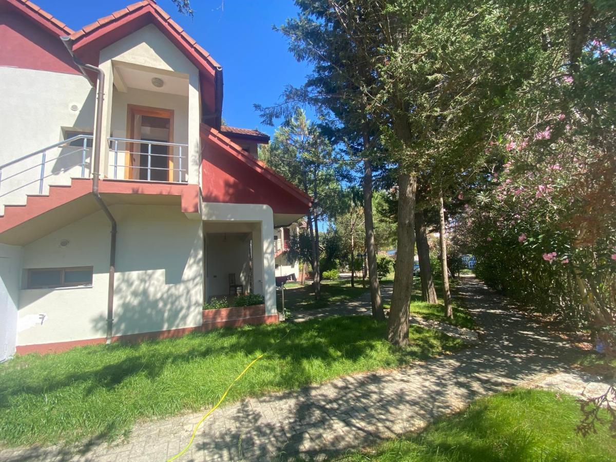 Hotel Garden Villa Ardo Golem  Ngoại thất bức ảnh