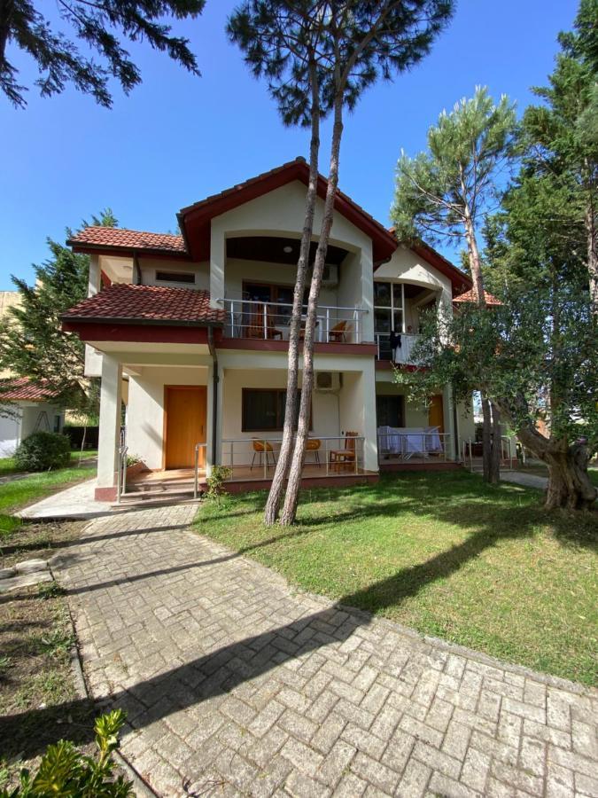 Hotel Garden Villa Ardo Golem  Ngoại thất bức ảnh